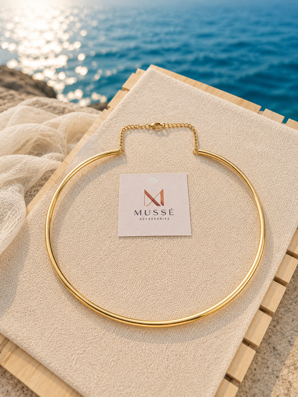 ORÈA COLLAR - Χρυσό rigid collar από ανοξείδωτο ατσάλι | Mussé Accessories