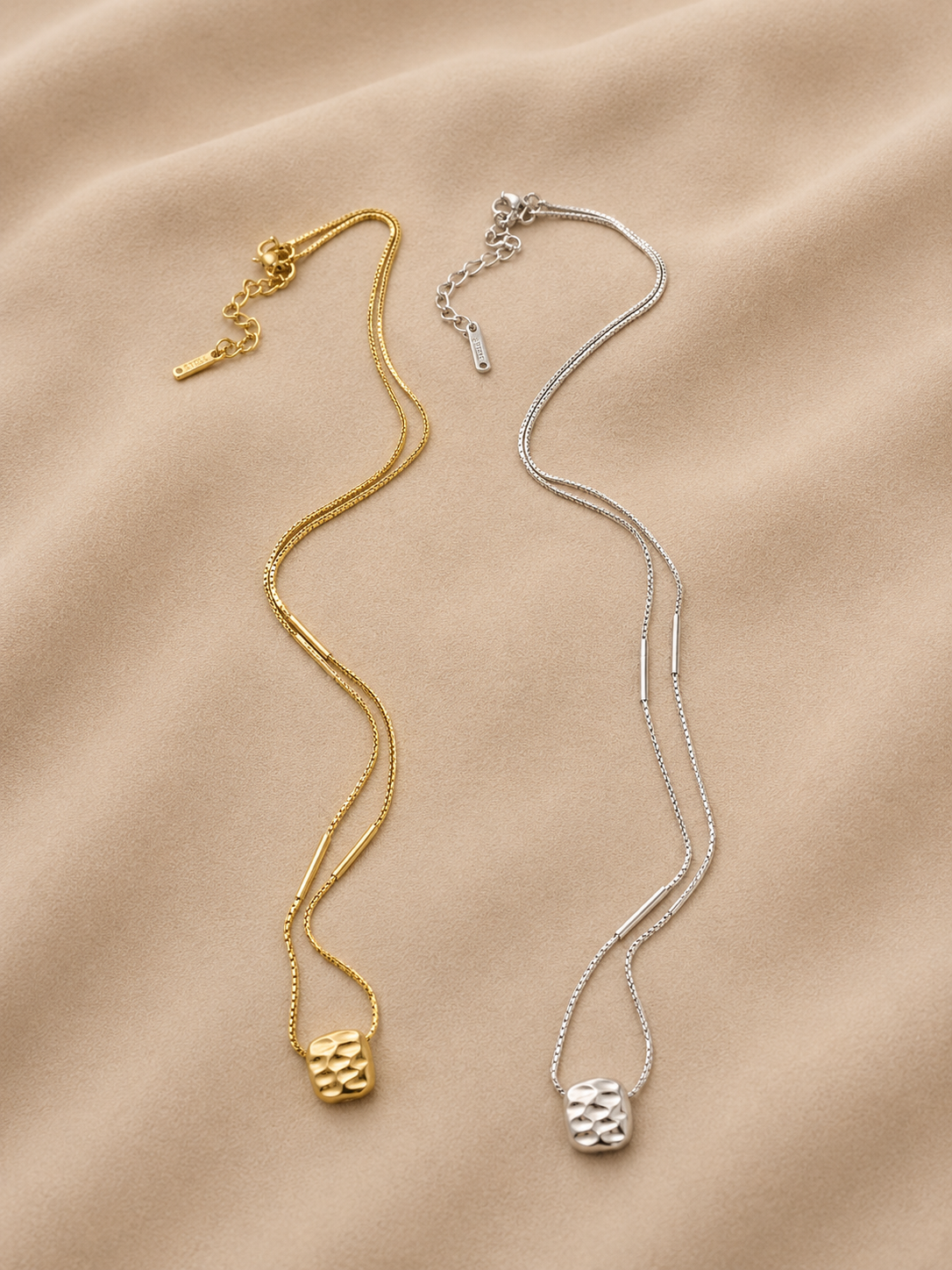 ROSÉLIS NECKLACES