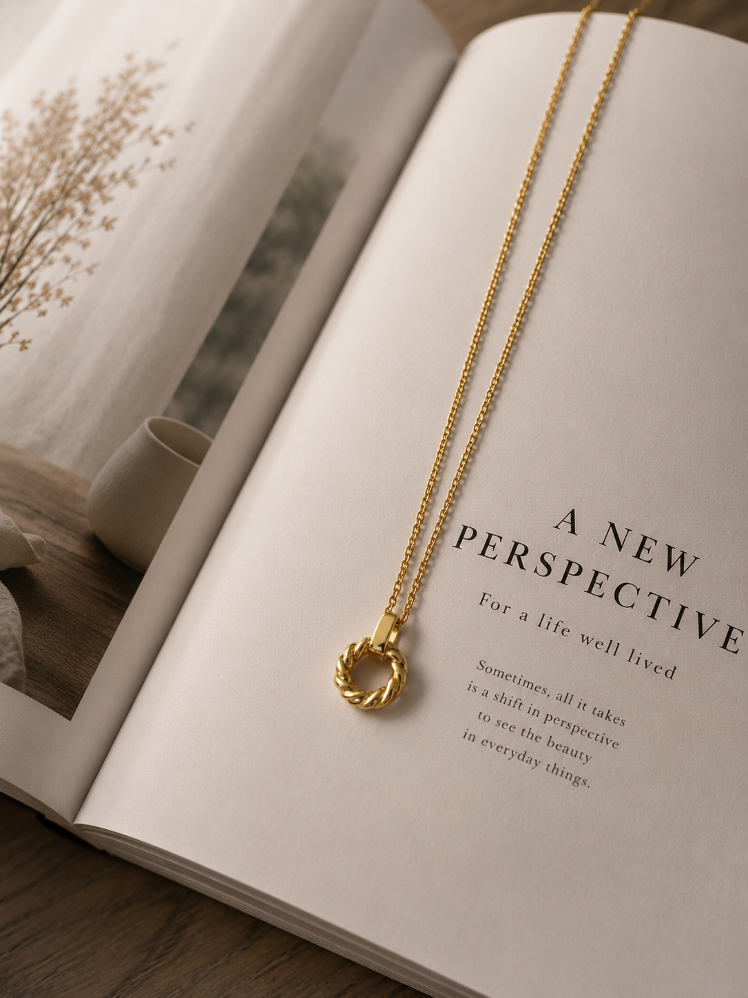 RELIÈVA NECKLACES