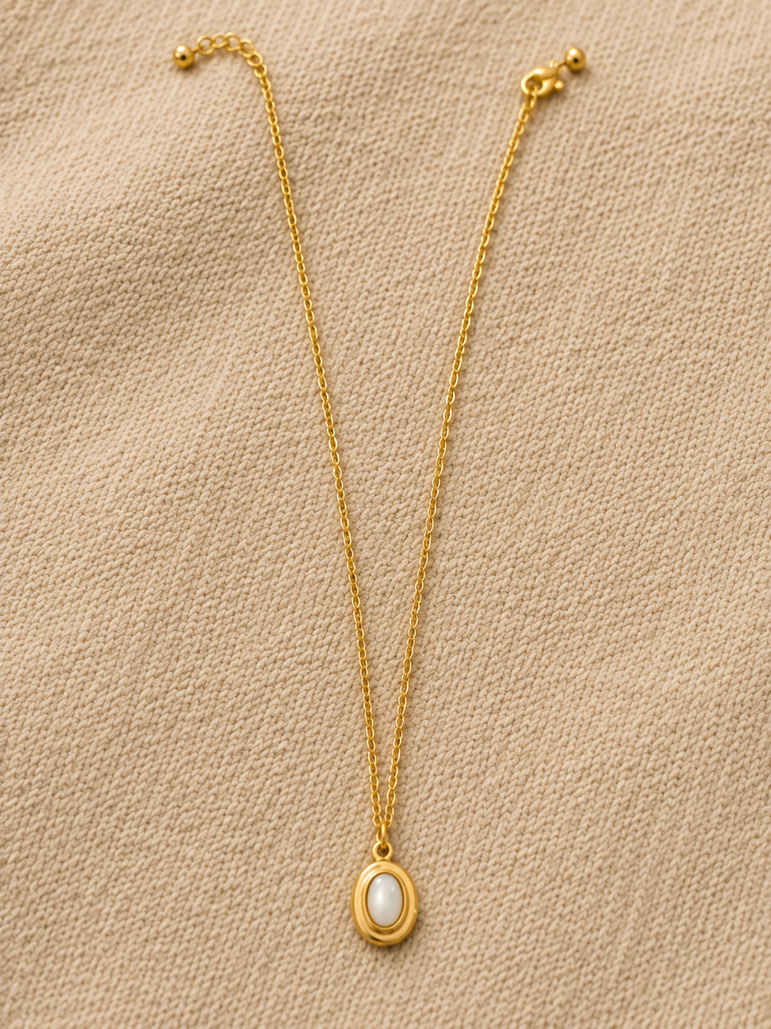 ORÉLIA NECKLACES