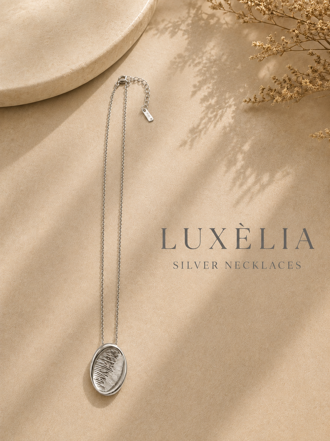 LUXÈLIA NECKLACES